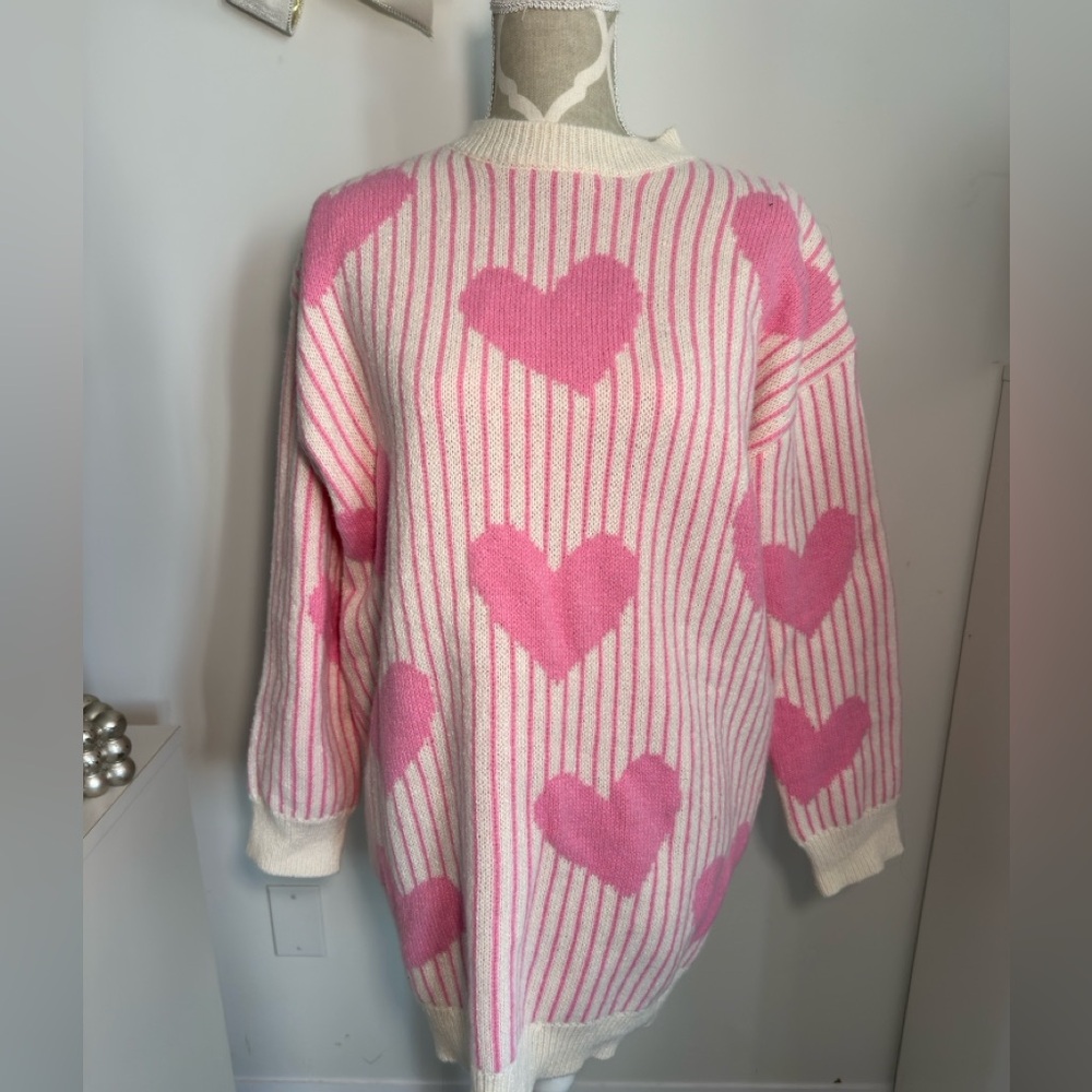 Pink Heart Patterned Sweater - Picture 3 of 3